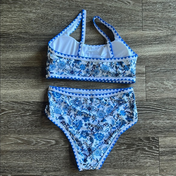 Floral Blue Swimsuit NWT - Picture 3 of 5